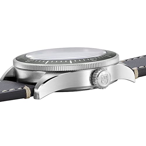 Luminox Reloj Cronógrafo para Hombres de Automático con Correa en Cuero XA.9602