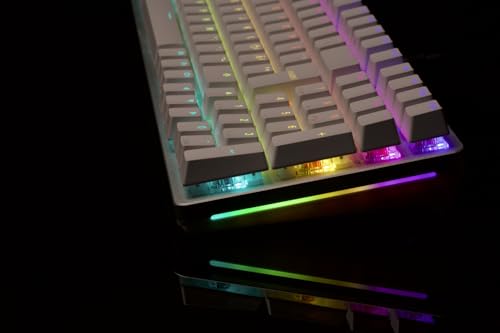 Glorious Gaming GMMK 2 Full Size (96%) - Teclado gaming mecánico, carcasa de aluminio, personalizable, keycaps dobles, switches Glorious Fox, RGB, distribuciones QWERTY inglés - Blanco