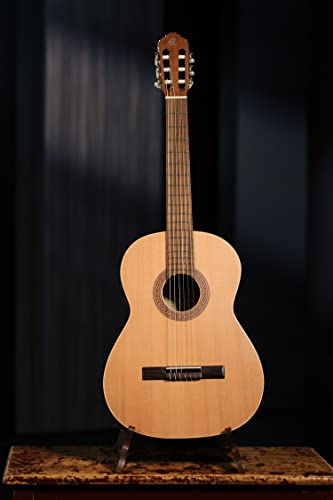 Ortega R180 - Guitarra clásica (cedro y bubinga, tamaño 4/4), color natural