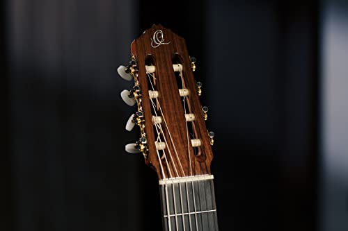 ORTEGA Performer Series Classical Guitar 44 8 String Cedro natural y funda RCE159-8