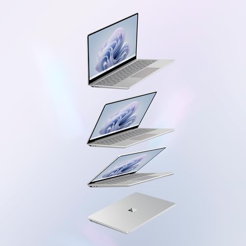 Microsoft Surface Laptop Go 3, Ordenador Portátil de 12.4", Intel Core i5, 8GB RAM, 256GB SSD, Windows 11, Platino, Teclado QWERTY Español, El Rendimiento Imprescindible Se Une al Diseño Destacado