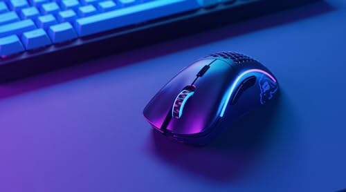 Glorious Gaming Model D- (Pequeño) Wireless Ratón Gaming inalámbrico - 67 g superligero, diseño Colmena, RGB, ergonómico, sin Lag 2,4 GHz inalámbrico, hasta 71 Horas de batería - Negro Mate
