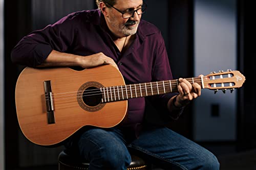 Ortega R180 - Guitarra clásica (cedro y bubinga, tamaño 4/4), color natural