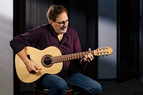 Ortega R210 - Guitarra clásica (picea, tamaño 4/4), color natural
