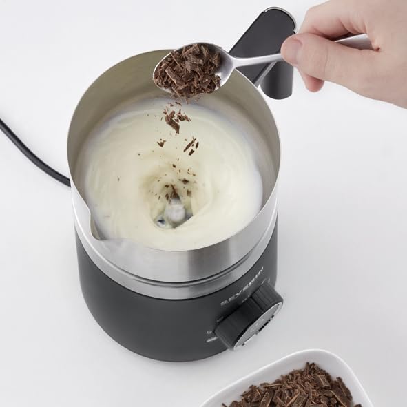 SEVERIN Espumador de leche por inducción Spuma 700, espumador eléctrico que no quema la leche, jarra espumadora apta para el lavavajillas, acero inoxidable/negro mate, SM 3586