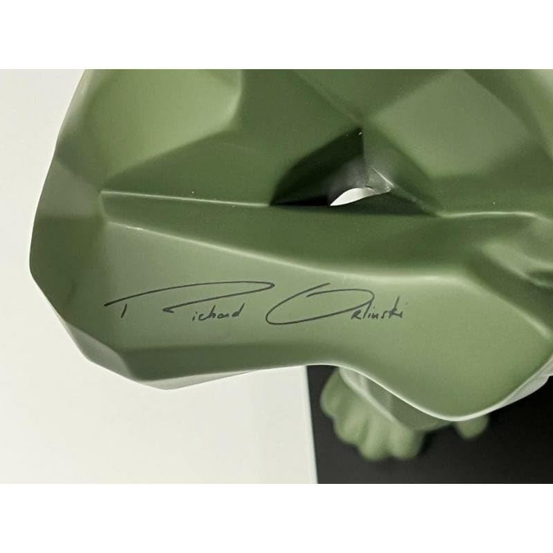 ORLINSKI Altavoz Bluetooth Kong Kaki Mat, 2 Altavoces de 8W, Cargador Inalámbrico, Estuche de Viaje + Casco de coleccionista de Plata