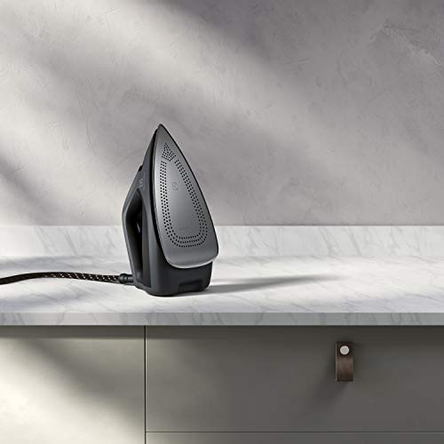 Electrolux E6ST1-8EG - Caldera de vapor Refine 600, potencia 2000 W, golpe de vapor 360 g, negro
