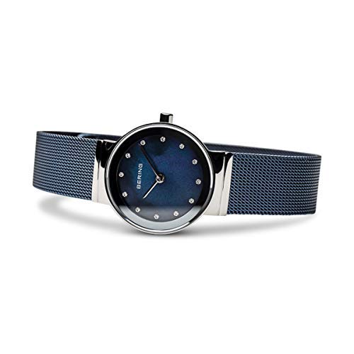 BERING 10126-307 Reloj de cuarzo para mujer con caja de acero inoxidable plateado de 26 mm y esfera azul, correa milanesa, cristal de zafiro y resistencia al agua de 5 ATM