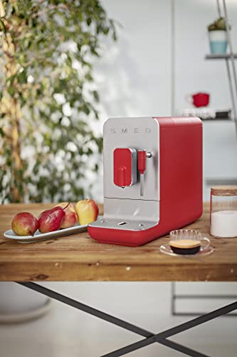 SMEG BCC02RDMEU Cafetera automática compacta con función vapor, color rojo mate