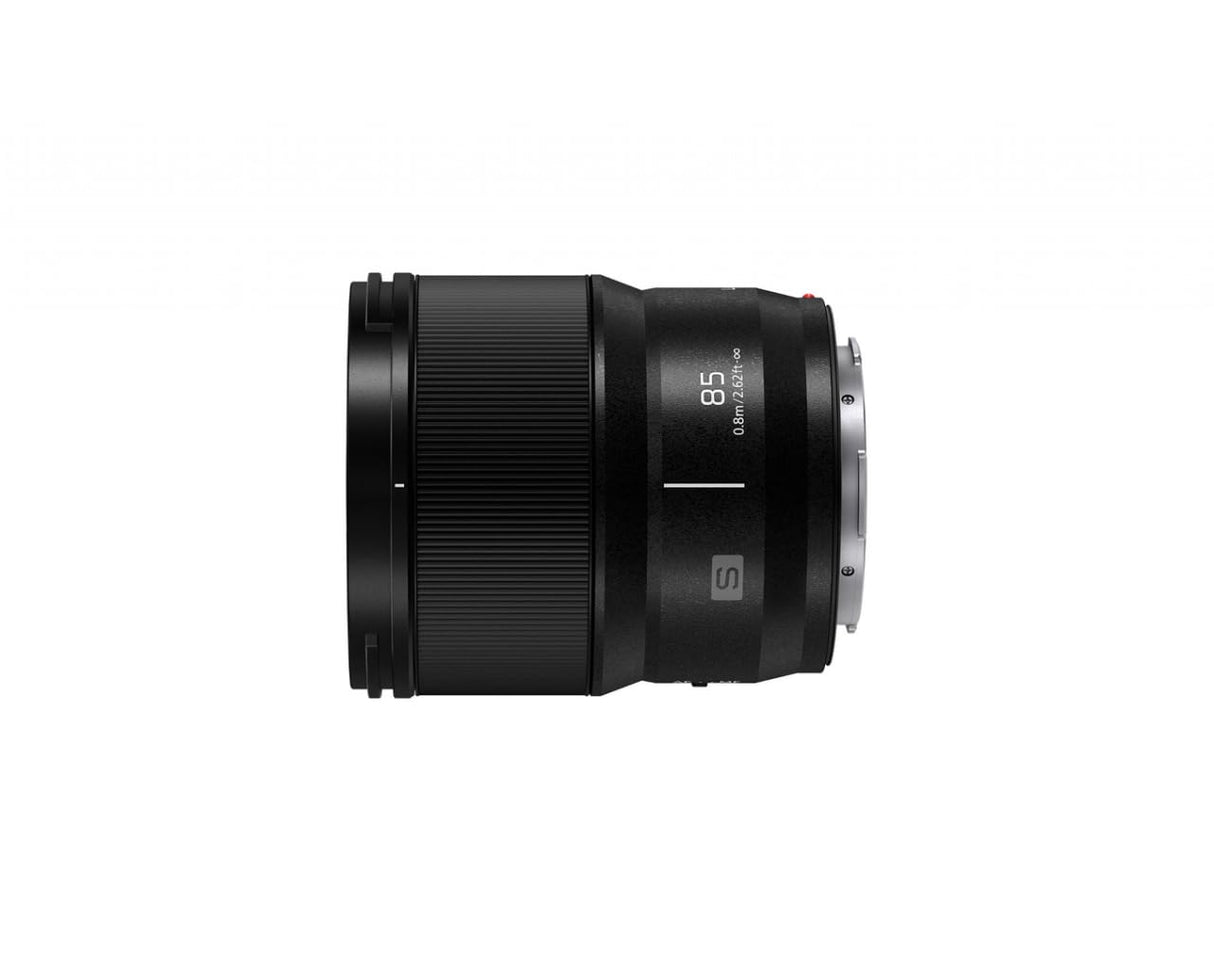 Panasonic LUMIX S-S85E - Objetivo fijo para Cámaras de montura M4 / 3 (Distancia focal de 85 mm, F 1.8, Lumix S, soporte en L, resistente a polvo y salpicaduras, adecuado para Retratos) Negro