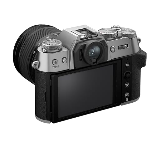 FUJIFILM X-T50 Silver / 15-45mm Kit