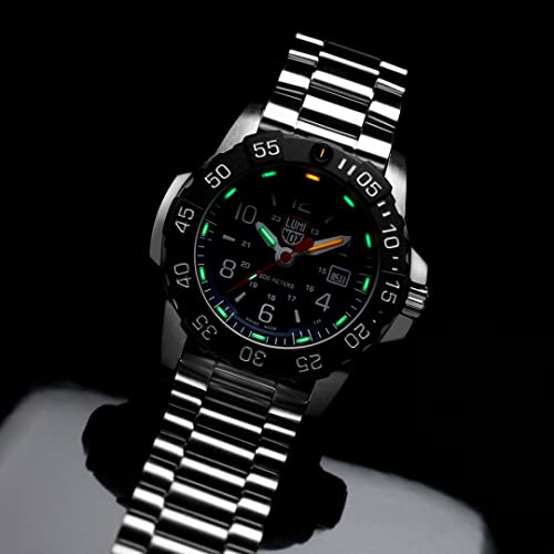 Luminox Wristwatch Analógico para Hombres mid-34853