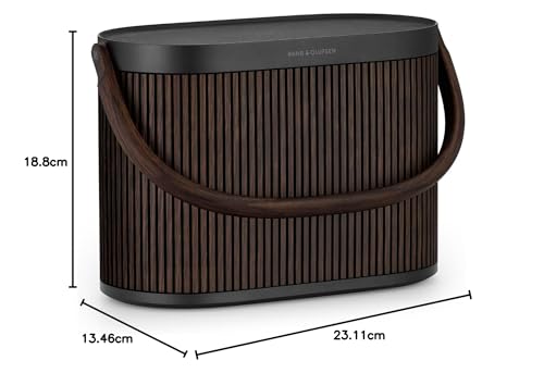 Bang & Olufsen Beosound A5 Potente Altavoz de Lujo Modular Bluetooth Portátil y WiFi para Uso en Casa o Exteriores con una Batería de Larga Duración y Cargador Inalámbrico Dark Oak