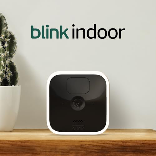 Blink Indoor | Cámara de seguridad HD inalámbrica con 2 años de autonomía, detección de movimiento, audio bidireccional, compatible con Alexa | 3 cámaras