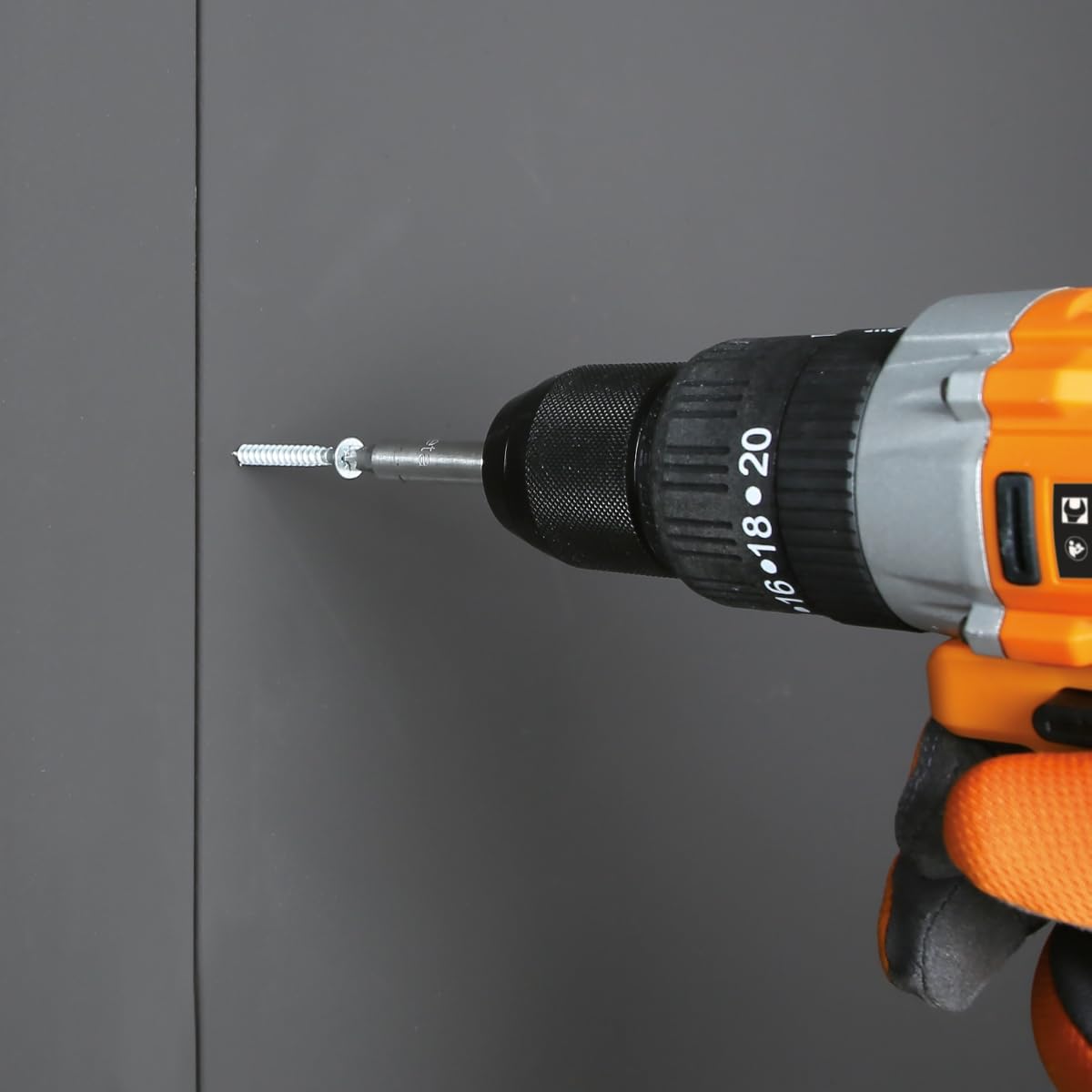 BETA 1972/K20V-13BMC80 – Kit de taladro de impacto sin escobillas de 20 V con 2 baterías de 4 Ah y cargador, 80 Nm, portabrocas de 13 mm, LED integrado, estuche rígido