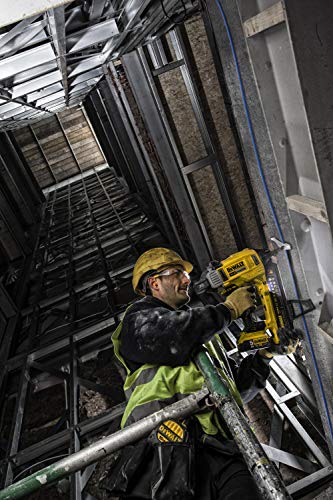 DEWALT DCN890P2-QW - Clavadora de Hormigón sin escobillas XR 18V con 2 baterías Li-Ion 5,0Ah para clavos 15° de 2,6-3,7mm diámetro y 13-57mm largo
