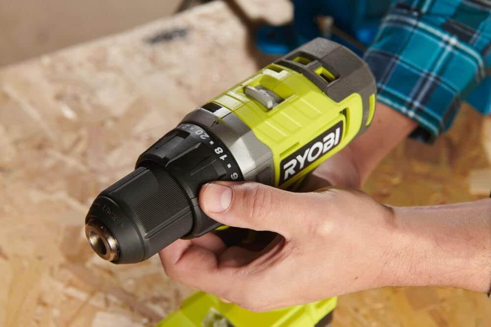 Ryobi RCK182G-220S Duo 18V One+ Taladro + Destornillador de impacto Incluye 2 baterías de 2Ah y su cargador, en una bolsa de transporte