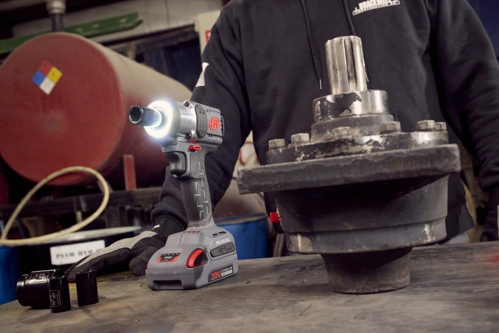 Ingersoll-Rand Atornillador de Impacto de Batería W3151, Herramienta Inalámbrica 1/2" con 20 V, Llave de Impacto Ligera y Compacta