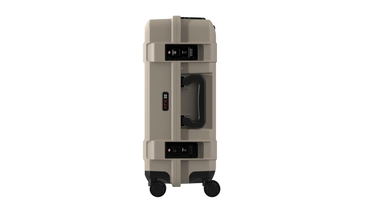 PELI ATX 22 Equipaje de Mano; Equipaje rígido Premium diseñado para Aventuras críticas y Viajes Diarios; Impermeable y a Prueba de Polvo; Volumen: 26 L; Color: Arena
