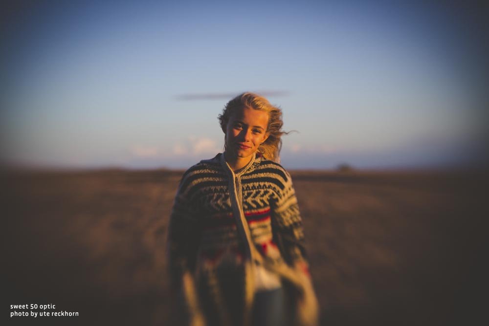 Lensbaby - Composer Pro II con Sweet 50 Lens - para Canon EF - Sweet Spot of Focus - Desenfoque de ensueño paisajes y Retratos ambientales