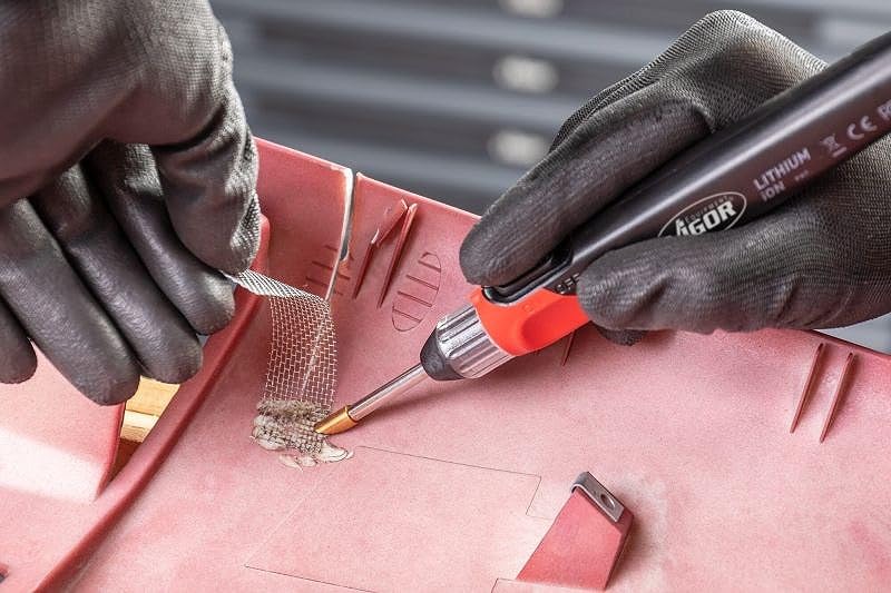 VIGOR Kit de reparación de plástico, 134 Piezas V3551N, 50 W, para Reparaciones rápidas y estables, Grapas de Acero Inoxidable, Varillas de Soldadura y Rejillas de Refuerzo