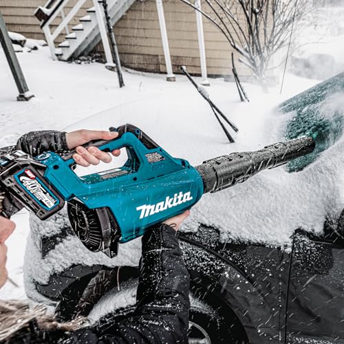 Soplador a batería 40Vmax XGT BL Marca Makita