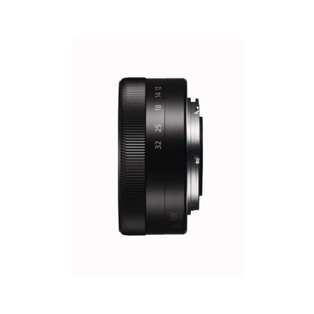 Panasonic LUMIX H-FS12032 - Objetivo Zoom estándar para cámaras de montura M4/3 (Focal 12-32 mm, F3.5-F5.6, tamaño filtro 37 mm, MEGA O.I.S), negro