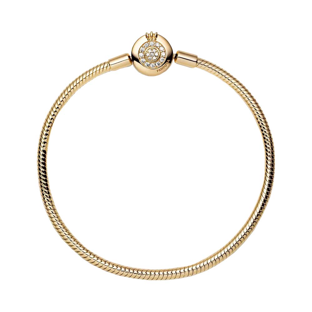 PANDORA Signature Moments Pulsera de cadena de serpiente con cierre con diseño de corona centelleante en O chapada en oro de 14 quilates con circonitas cúbicas transparentes, 17