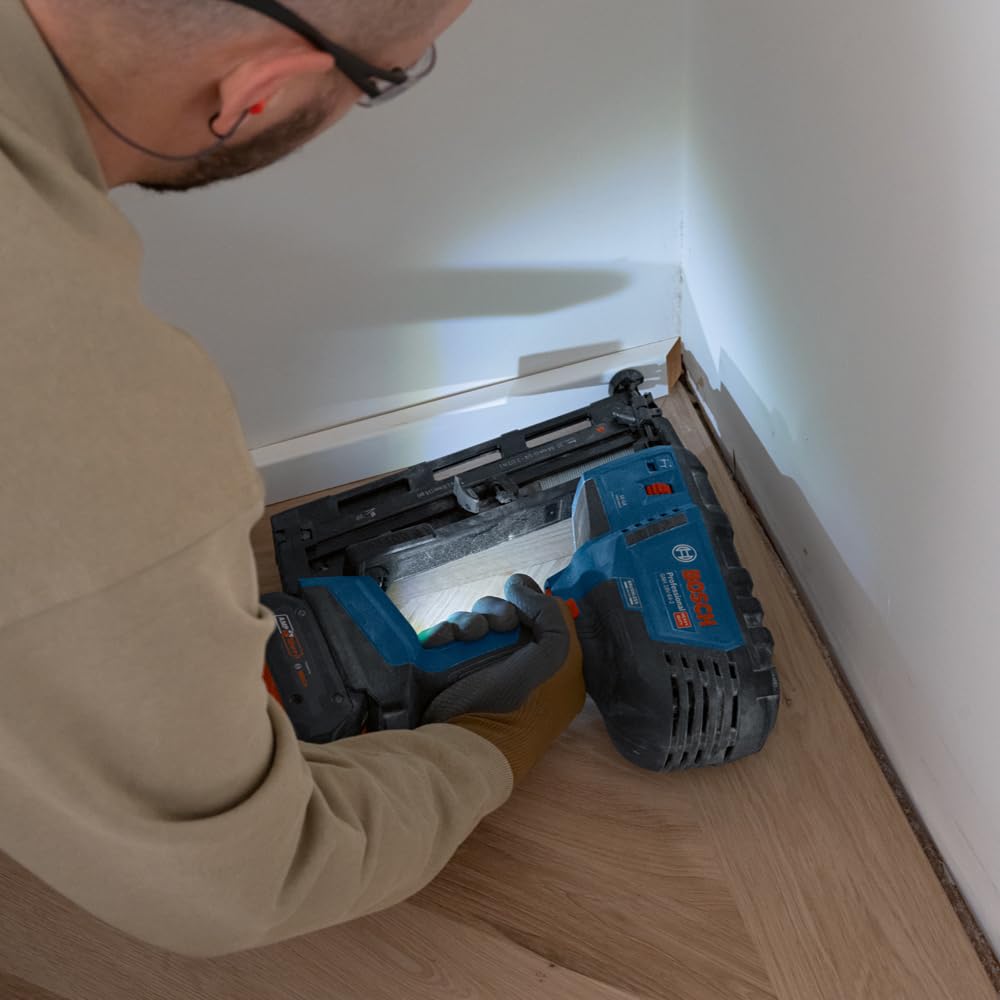 Bosch Professional 18V System clavadora madera batería GNH 18V-64-2 (modo disparo simple, apto para clavos: 32-64 mm, 1,8 mm y ángulo clavado de 20°, sin baterías ni cargador)