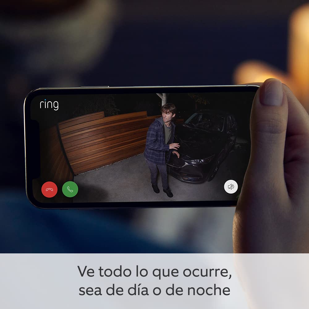 Ring Cámara Plus con luces y enchufe (Spotlight Cam Plus) | Cámara de vigilancia exterior wifi con vídeo HD 1080p, comunicación bidireccional, visión nocturna y focos LED | 30 días gratis de Ring Home