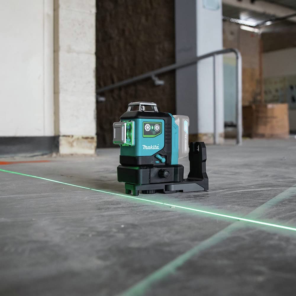 Makita SK700GD Nivel láser de 3 líneas 12V CXT Línea verde (sin batería, sin cargador)