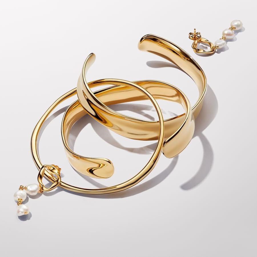 PANDORA Essence Pendientes de botón chapados en oro de 14 quilates con perla blanca cultivada de agua dulce tratada