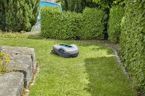 Gardena SILENO life: robot cortacésped para superficies de hasta 750m², función EasyPassage, inclinaciones de hasta el 30%, silencioso (15101-34)