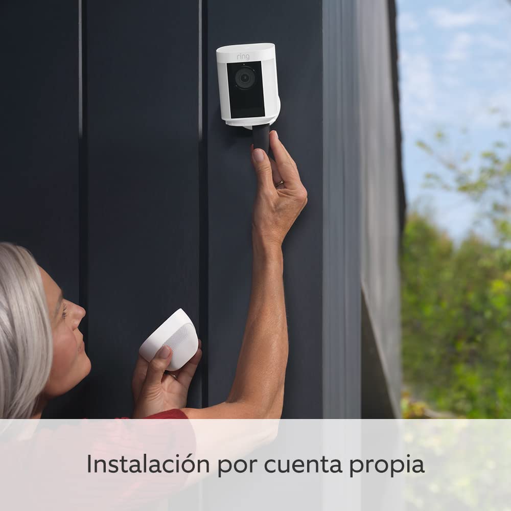 Ring cámara Pro con luces y batería (Spotlight Cam Pro Battery) | Vídeo 2K con Ring Vision, detección de movimiento 3D, instalación por cuenta propia | 30 días de prueba gratuita de Ring Home