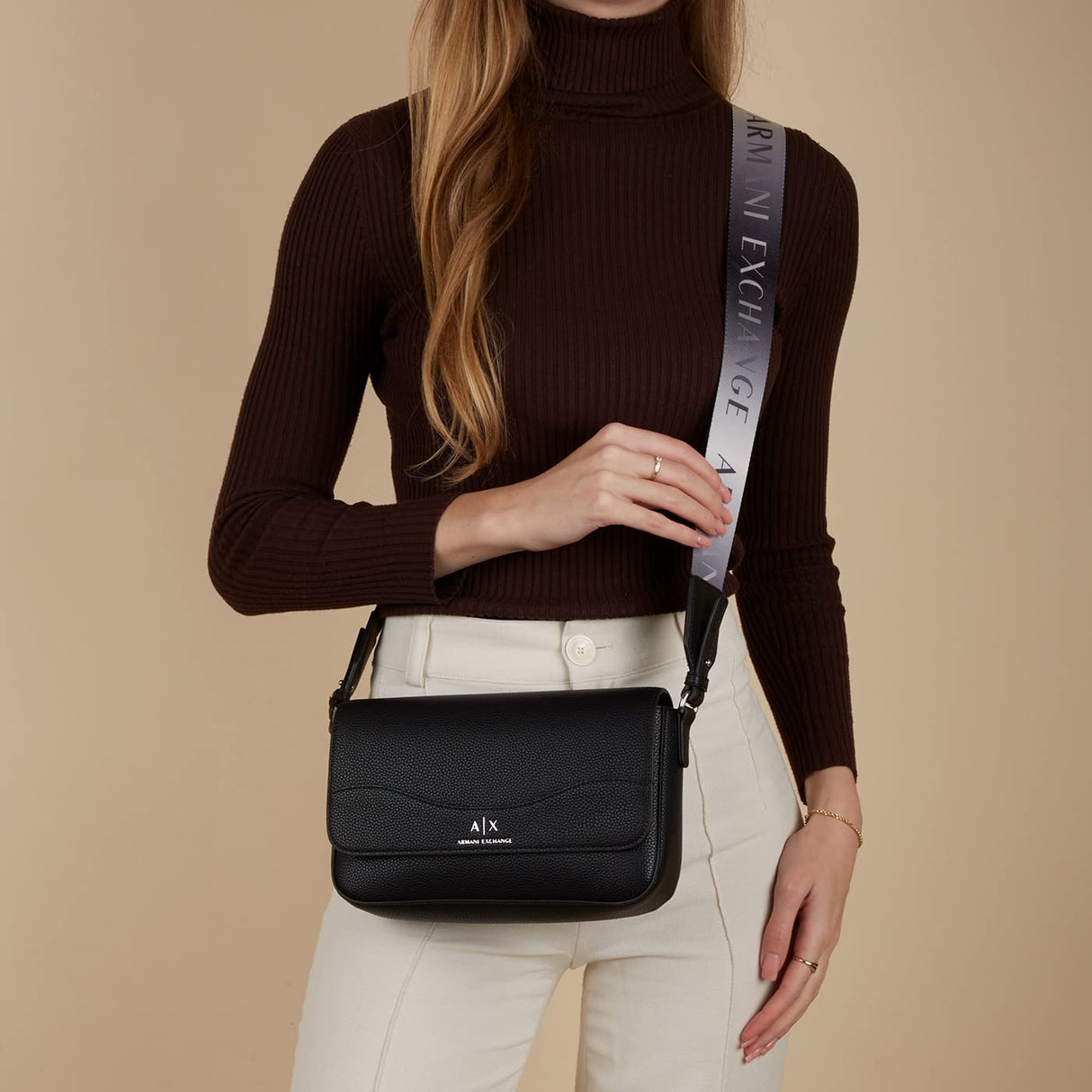 Armani Exchange Bolso de mujer 942912CC783 blanco, negro, Rozmiar uniwersalny, retro, Black, Rozmiar uniwersalny, Retro