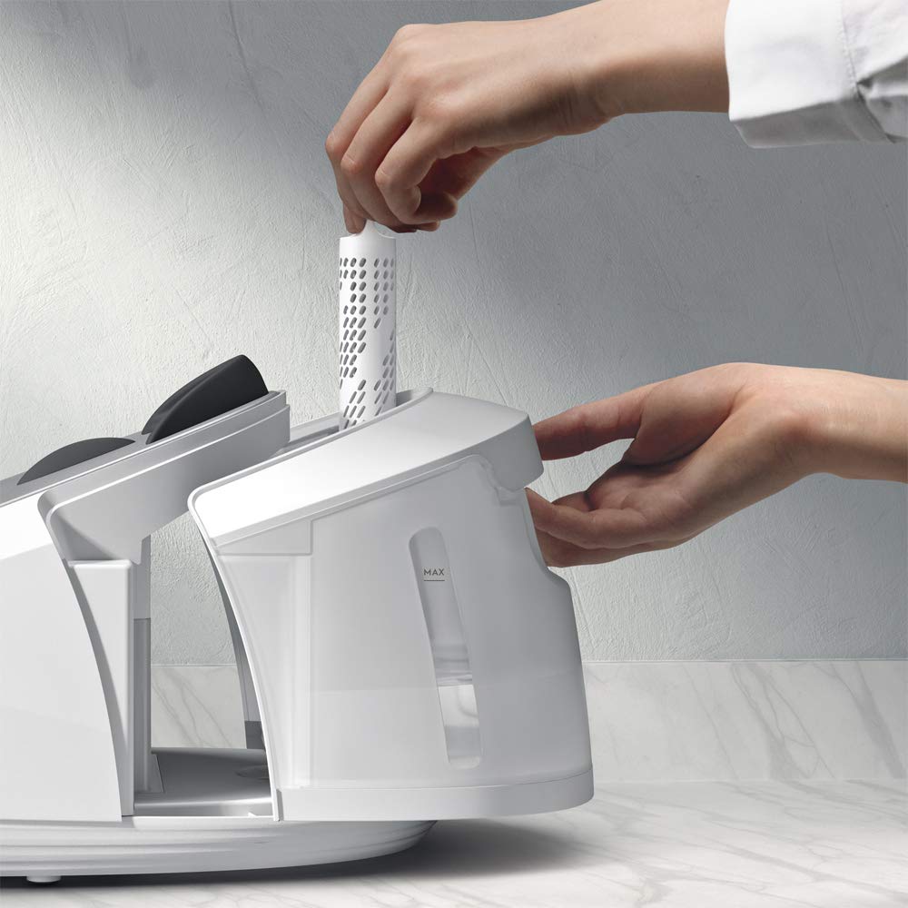 Electrolux E6ST1-8EG - Caldera de vapor Refine 600, potencia 2000 W, golpe de vapor 360 g, negro