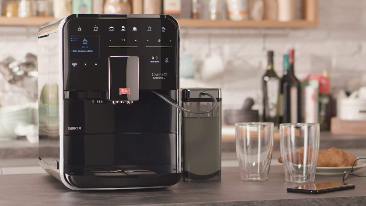 Melitta Barista TS Smart F850-102 - Cafetera superautomática con molinillo silencioso integrado, máquina de café inteligente con hasta 21 recetas de café, 1,8 L, negro