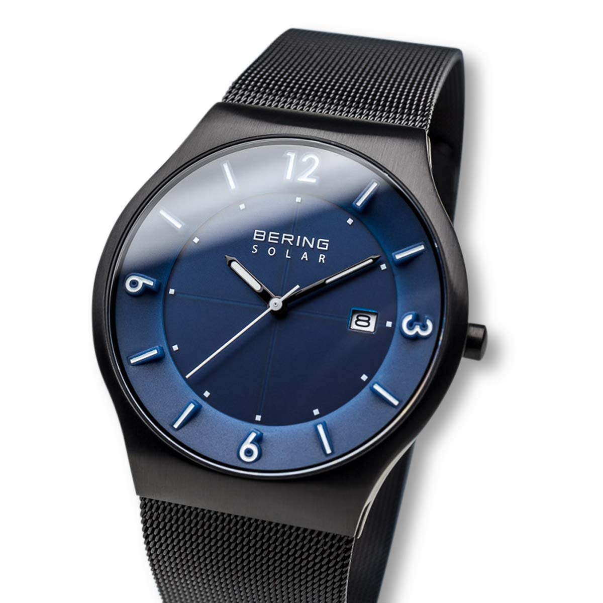 BERING 14440-227 Reloj solar para hombre con caja de acero inoxidable de 40 mm con acabado negro y esfera azul, correa milanesa, cristal de zafiro y resistencia al agua de 5 ATM