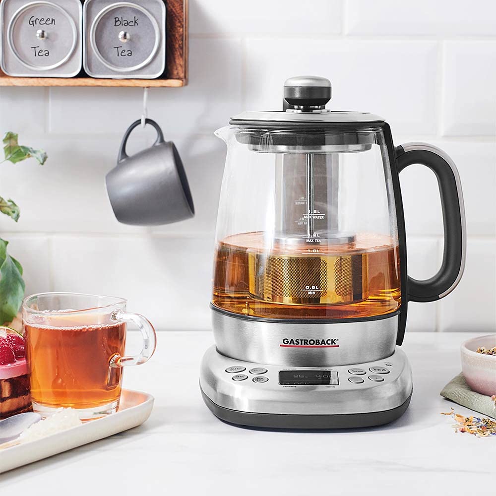 GASTROBACK 42440 Design Tee Automat Advanced Plus - Hervidor de agua y té automático (2 en 1), temporizador de 24 horas, filtro de té de acero inoxidable, recipiente de cristal de 1,5 litros, 2000 W