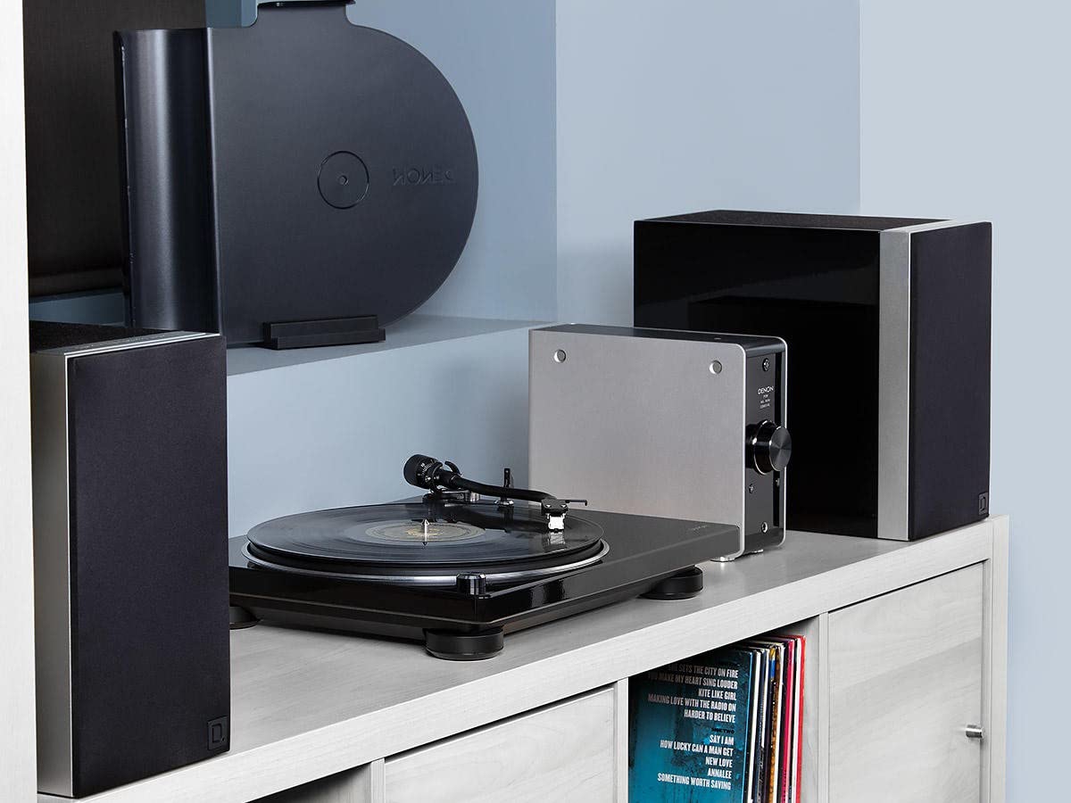 Denon DP-400 - Giradiscos, color negro