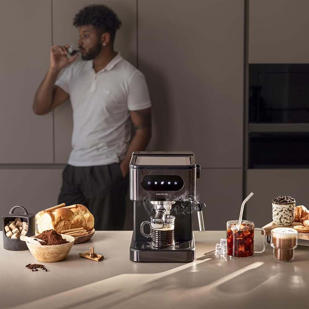 Cecotec Cafetera express Power Espresso 20 ColdBrew. Cafetera express para espresso y cappuccino, café en frío, 20 Bares de presión, Vaporizador orientable. Disfruta de Calidad profesional en casa.