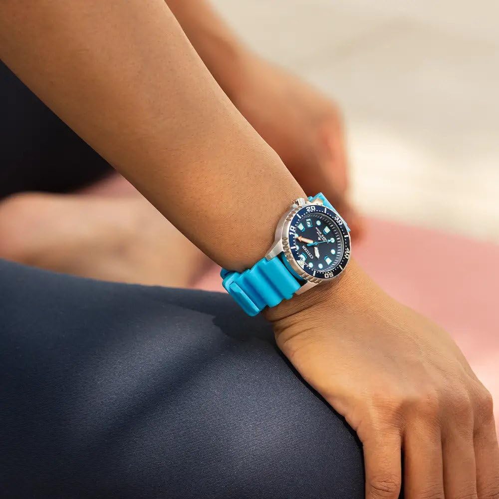 CITIZEN Reloj Analógico para Mujeres de con Correa en Silicona EO2028-06L
