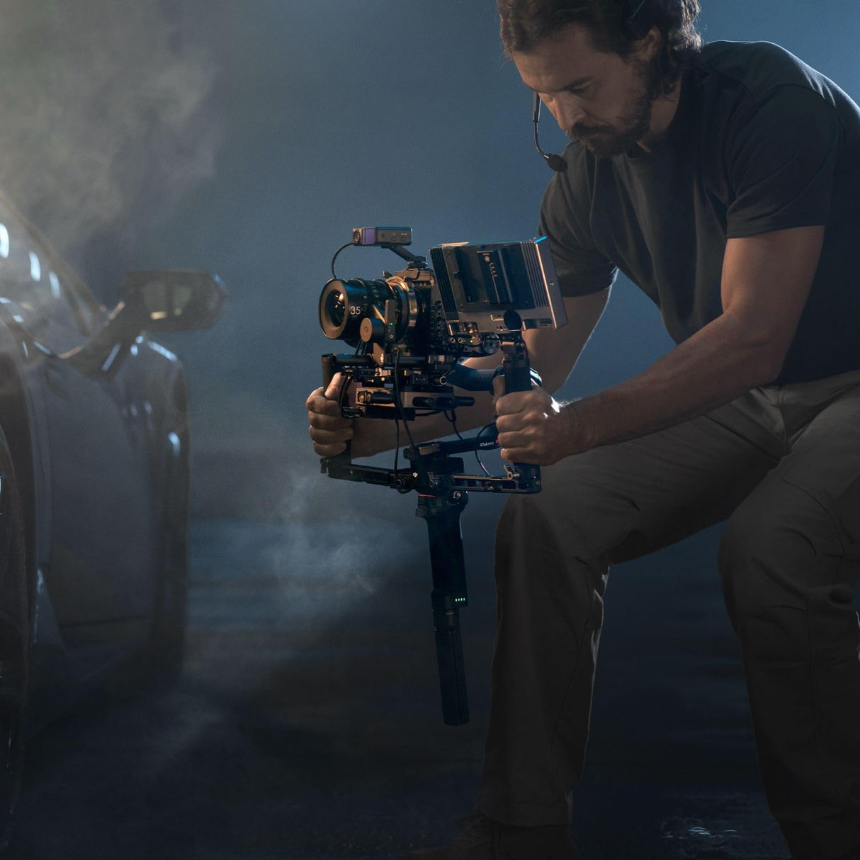 Pack DJI RS 4 Pro, estabilizador en 3 Ejes para cámaras DSLR y de Cine Canon/Sony/Panasonic/Nikon/Fujifilm, con grabación Vertical nativa, Carga útil de 4.5 kg, transmisor de Imagen y Motor Focus Pro