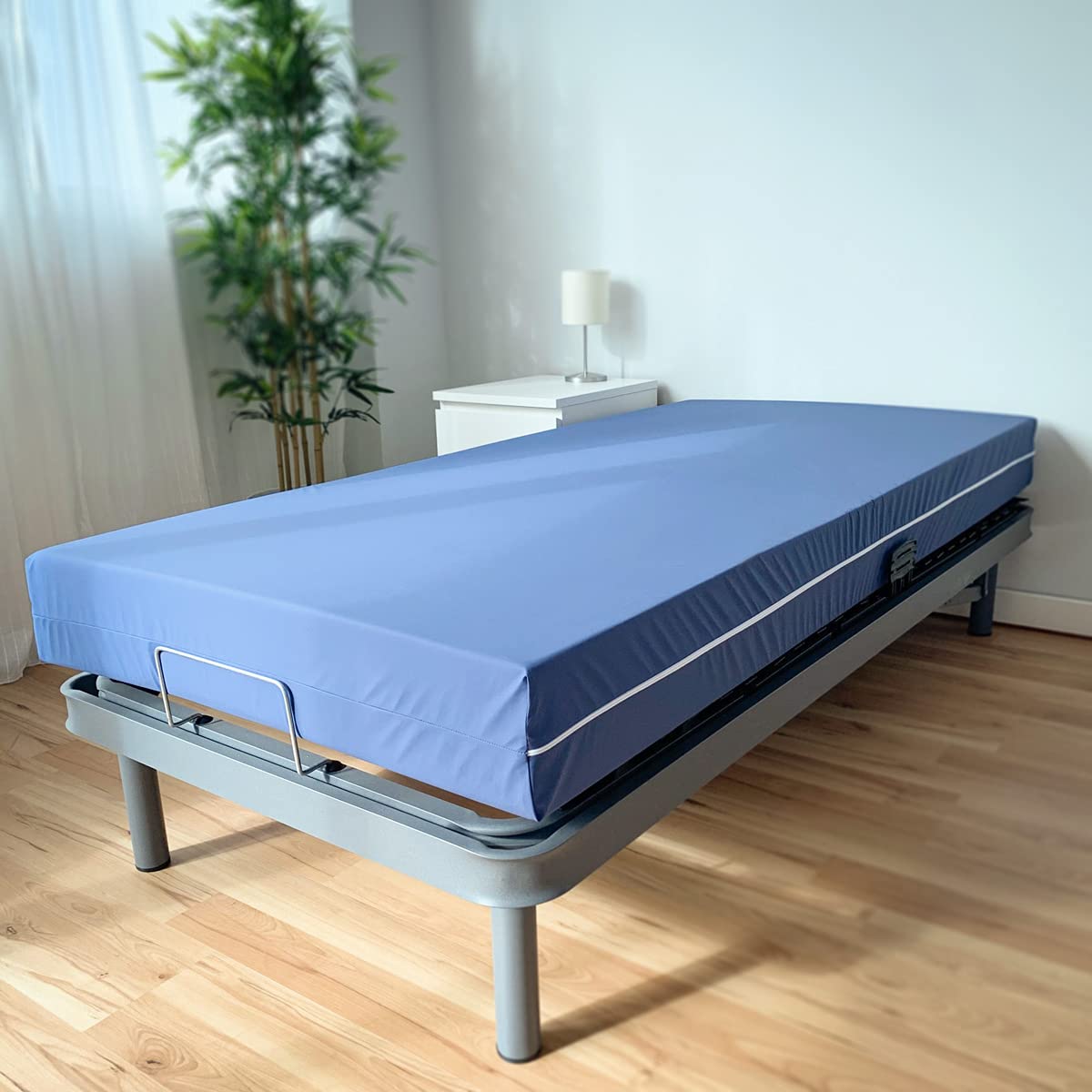 Duérmete Online Pack Cama Articulada Eléctrica Reforzada 5 Planos + Colchón Sanitario Viscoelástico Impermeable, Gris Antracita, 80x180