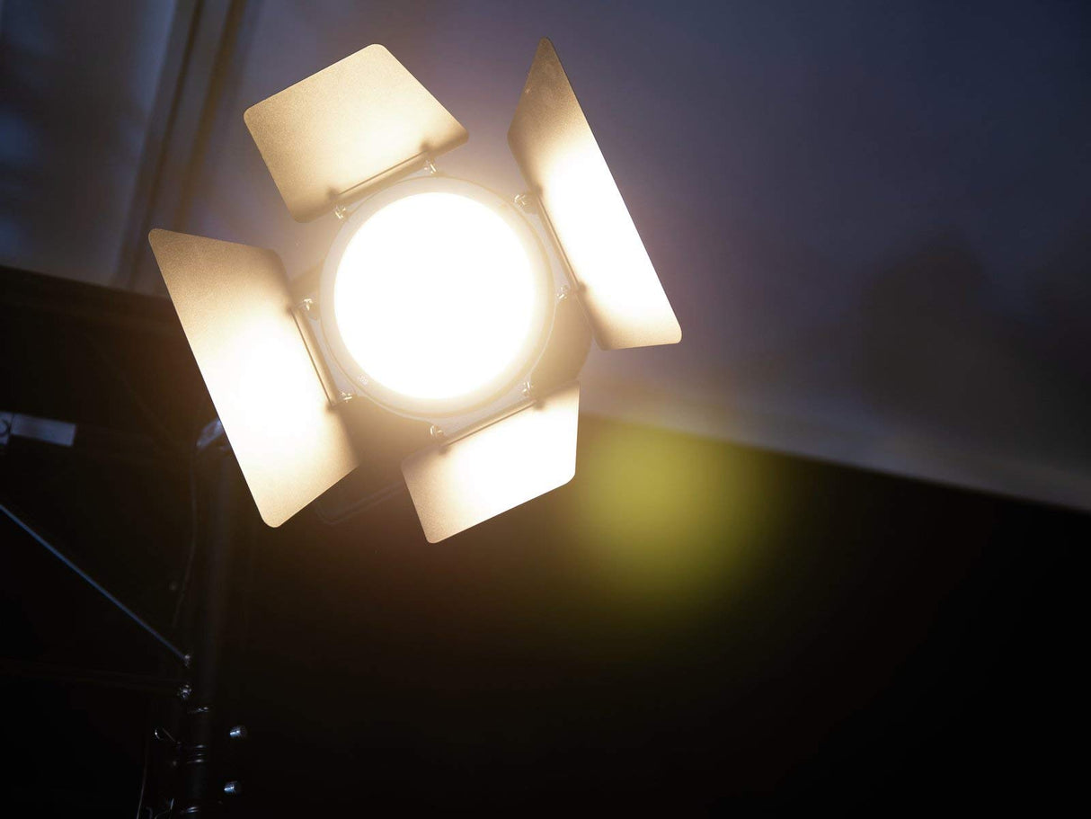 EUROLITE LED Theatre COB 200 WW/CW (41602034) marca Eurolite