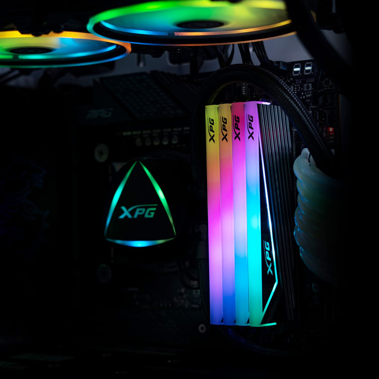ADATA, XPG CASTER RGB DDR5, Módulo DRAM 32 GB (2 x 16 GB) 7000 MT/s C40, Negro