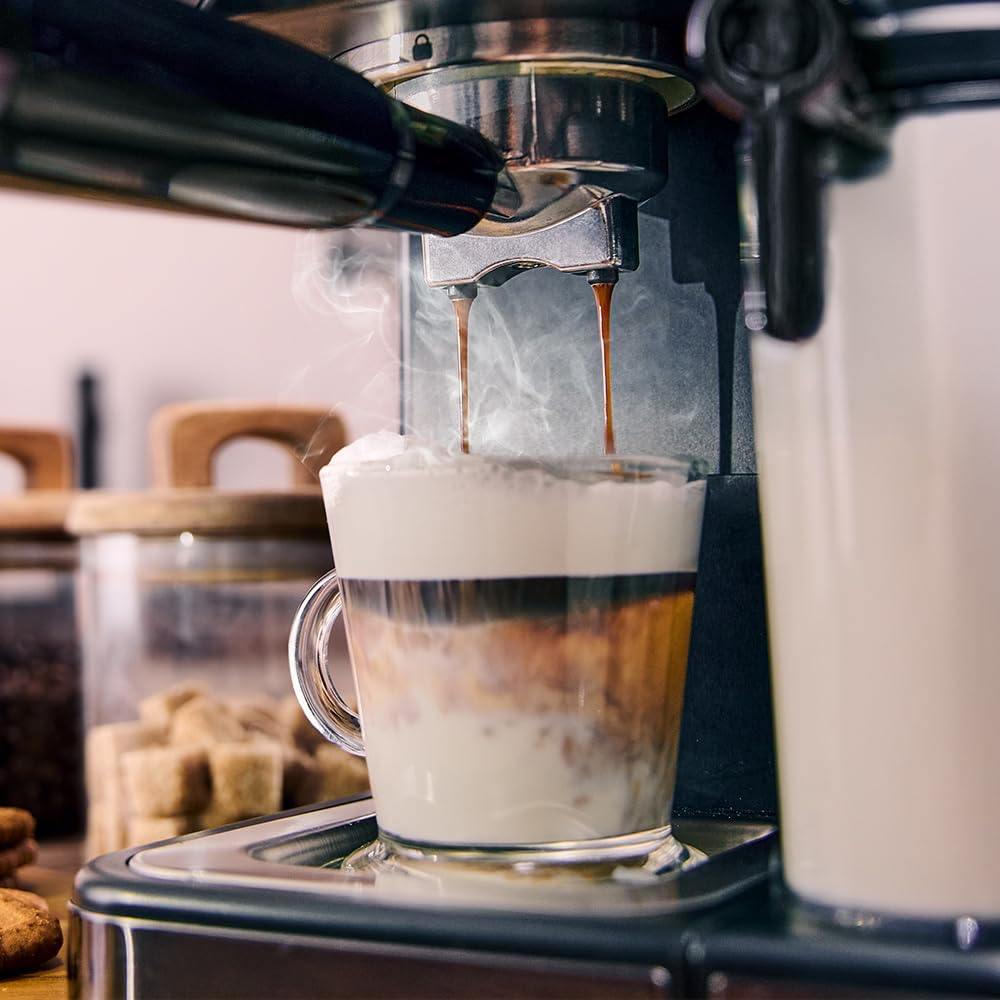 Cecotec Cafetera Express Semiautomáticas Power Espresso 20 ColdBrew Latte. 1350W, 20 Bares, Frío, Templado o Caliente, Pantalla Táctil, 1.5L Depósito Agua y 500ml Leche, Calientatazas, Doble Brazo
