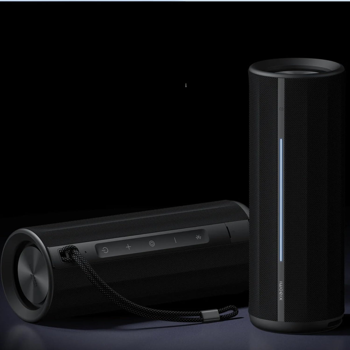 Xiaomi Bluetooth Speaker - Altavoz Bluetooth Portátil y Resistente al Agua | Altavoz Inalámbrico Potente con Efectos Customizables | Altavoz Compacto con 17h de Duración | Color Negro