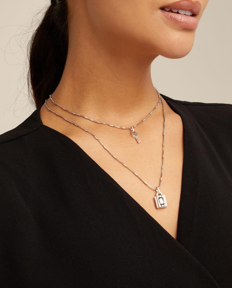 UNO de 50, Collar Aleación Metales, Plata de Ley, Charms Llave y Candado, Joya Artesanal, Diseño Creativo