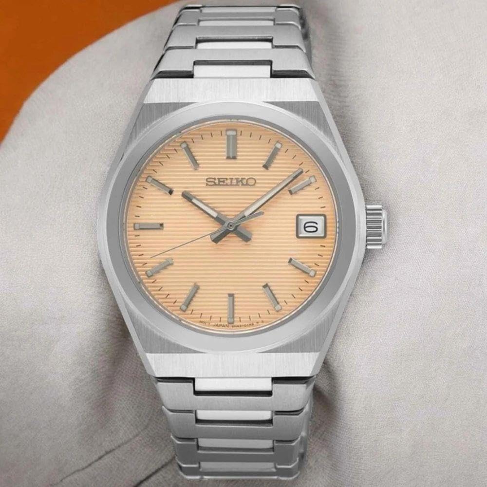 SEIKO Reloj Analógico para Mujeres de Cuarzo con Correa en Acero Inoxidable SUR577P1